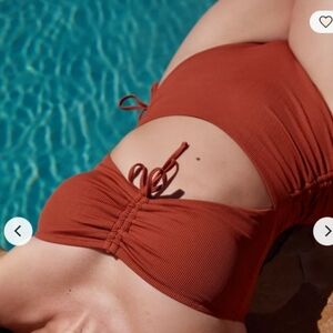 aerie ribbed cut out one piece swimsuit size M